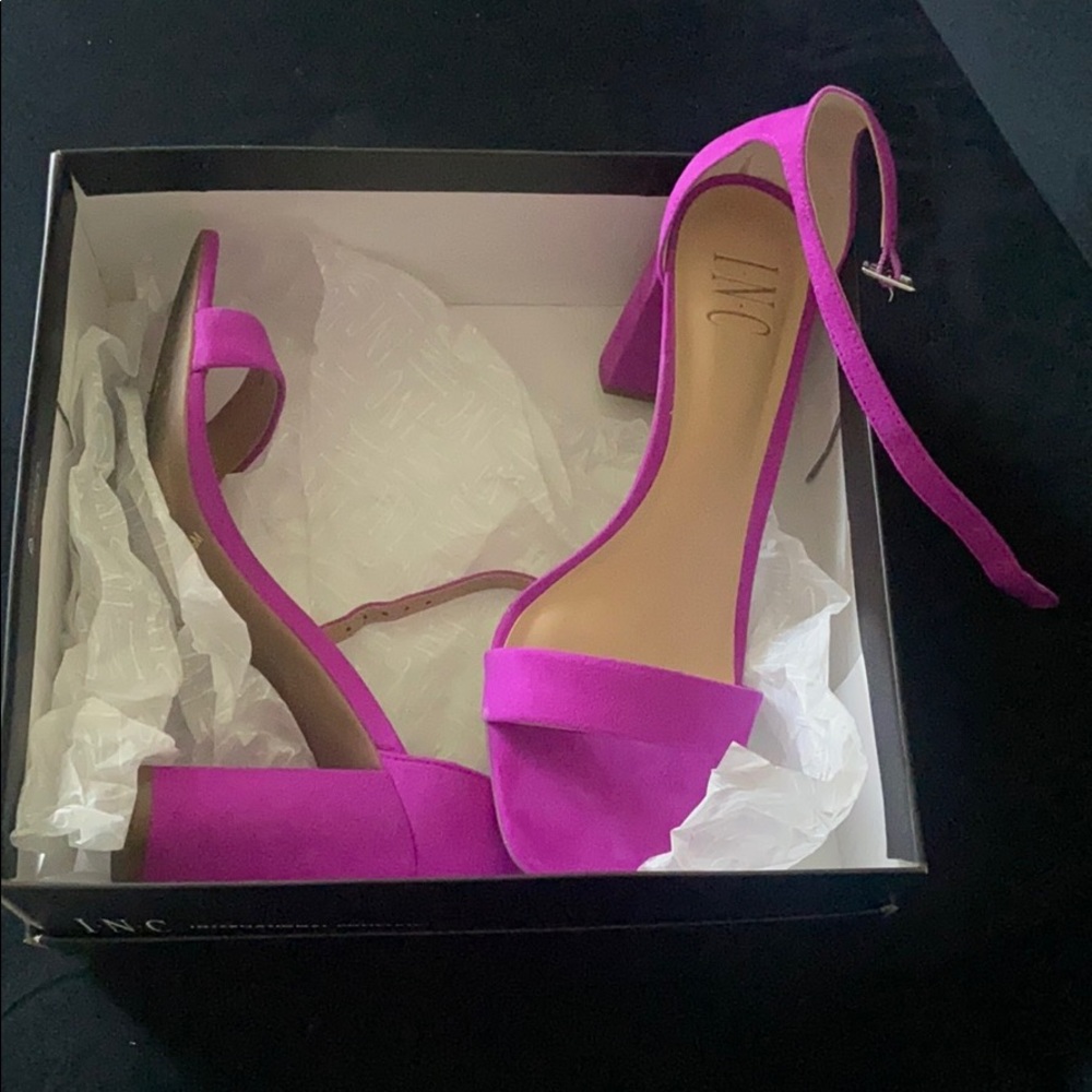 Purple suede heel sandal block